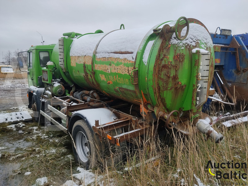 MAN 15.163 - Camion hydrocureur: photos 3 MAN 15.163 - Camion hydrocureur: photos 3