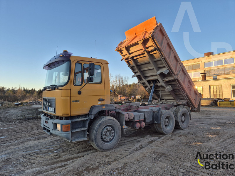 MAN 26.422 - Camion benne: photos 1 MAN 26.422 - Camion benne: photos 1