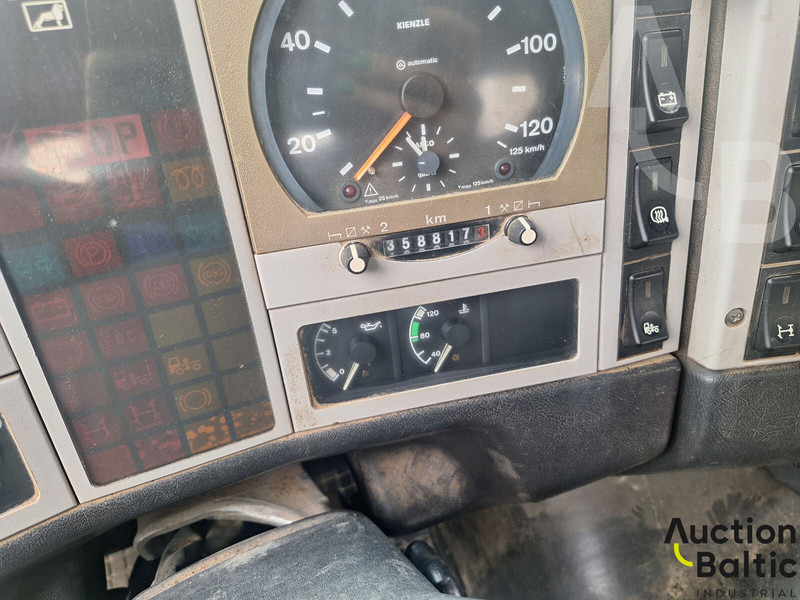 MAN TGS200 - Camion hydrocureur: photos 5 MAN TGS200 - Camion hydrocureur: photos 5