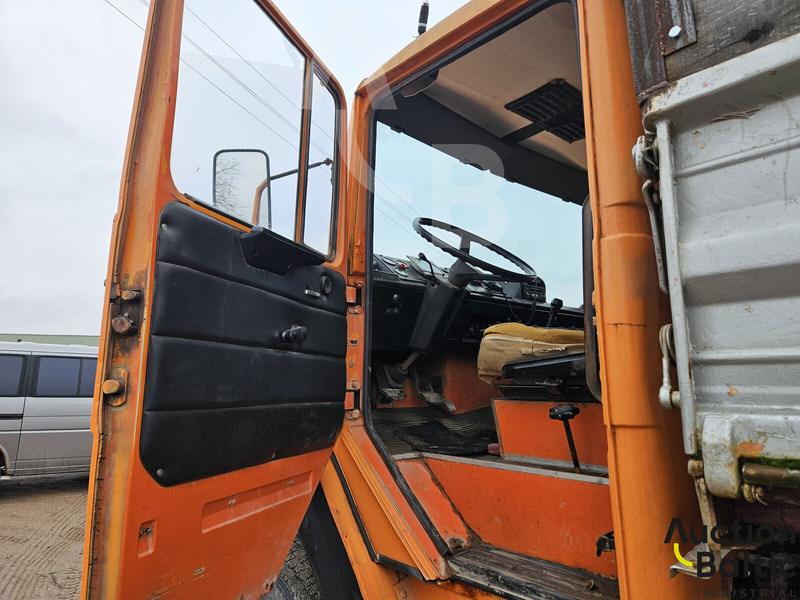 Magirus M 160 D 15 - Camion benne: photos 5 Magirus M 160 D 15 - Camion benne: photos 5