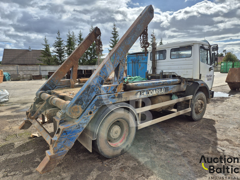 Mercedes-Benz 1722 - Camion multibenne: photos 4 Mercedes-Benz 1722 - Camion multibenne: photos 4