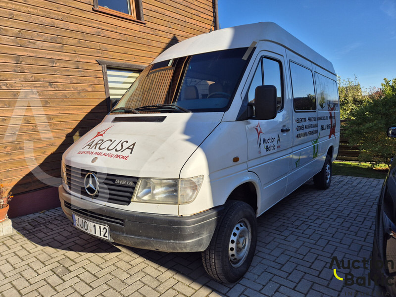 Mercedes-Benz 300-serie 312 D - Fourgon utilitaire: photos 1 Mercedes-Benz 300-serie 312 D - Fourgon utilitaire: photos 1