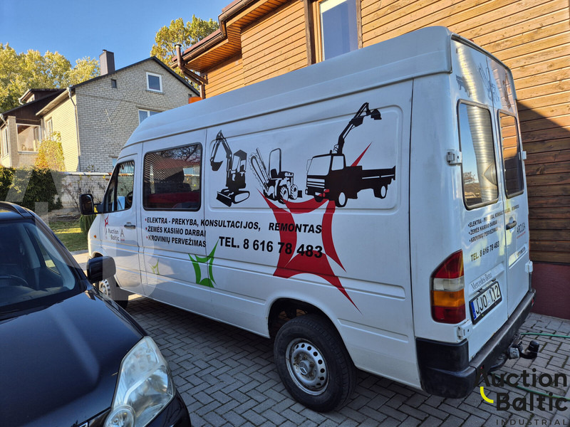 Mercedes-Benz 300-serie 312 D - Fourgon utilitaire: photos 3 Mercedes-Benz 300-serie 312 D - Fourgon utilitaire: photos 3