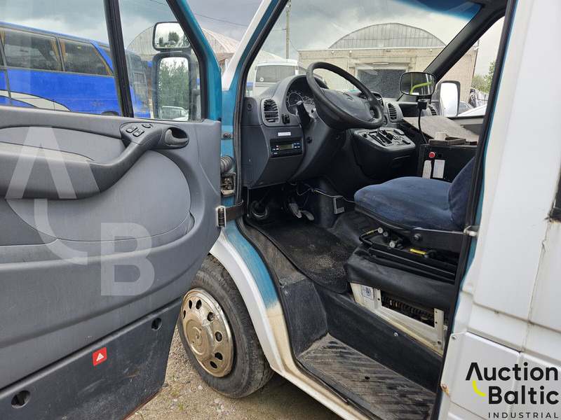 Mercedes-Benz 300-serie 313 - Minibus, Transport de personnes: photos 5 Mercedes-Benz 300-serie 313 - Minibus, Transport de personnes: photos 5