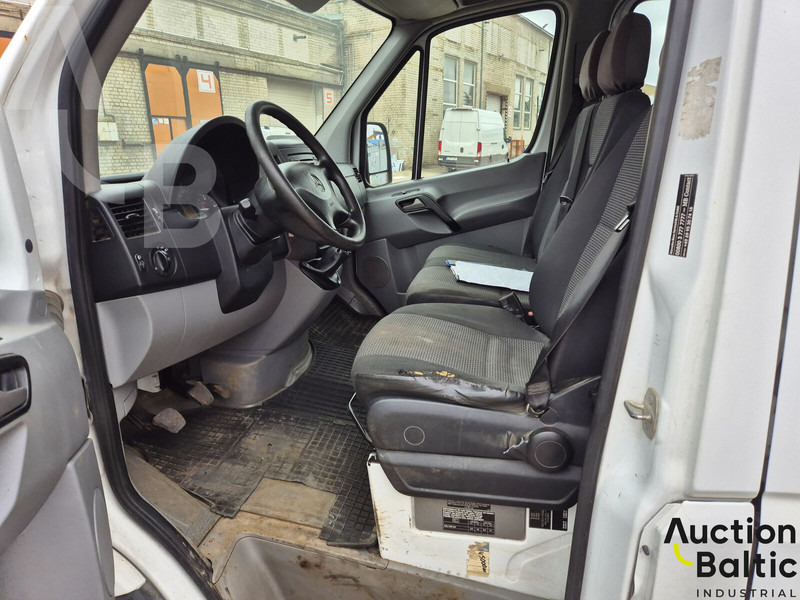 Mercedes-Benz Sprinter - Utilitaire rideaux coulissants (PLSC): photos 5 Mercedes-Benz Sprinter - Utilitaire rideaux coulissants (PLSC): photos 5