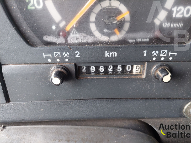 Tracteur routier Scania T 114 LA: photos 20