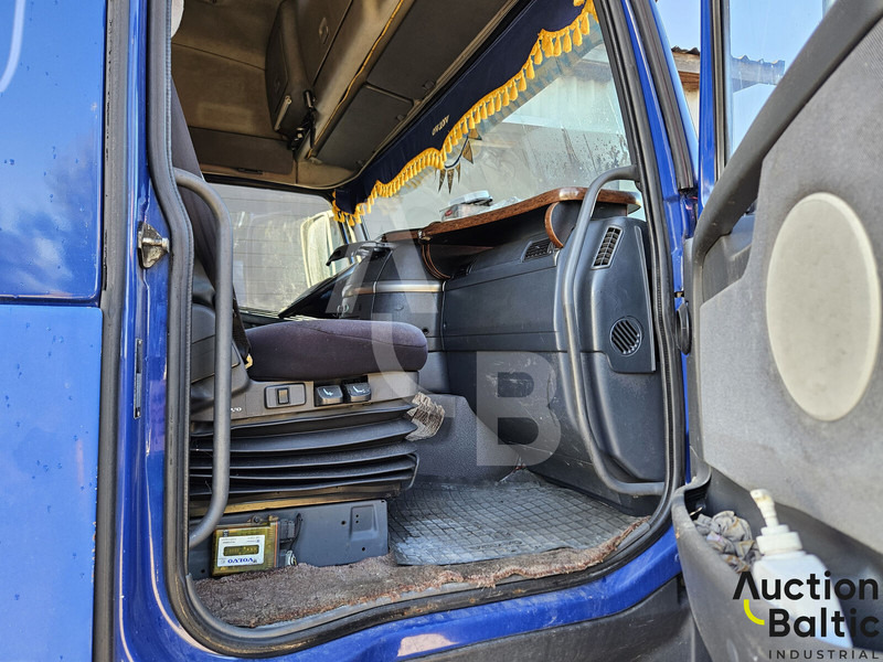 Volvo FH12 - Tracteur routier: photos 5 Volvo FH12 - Tracteur routier: photos 5
