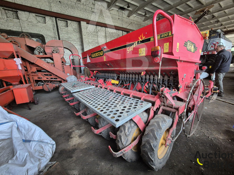 Vaderstad Rapid400C - Semoir/ Planteuse: photos 3 Vaderstad Rapid400C - Semoir/ Planteuse: photos 3