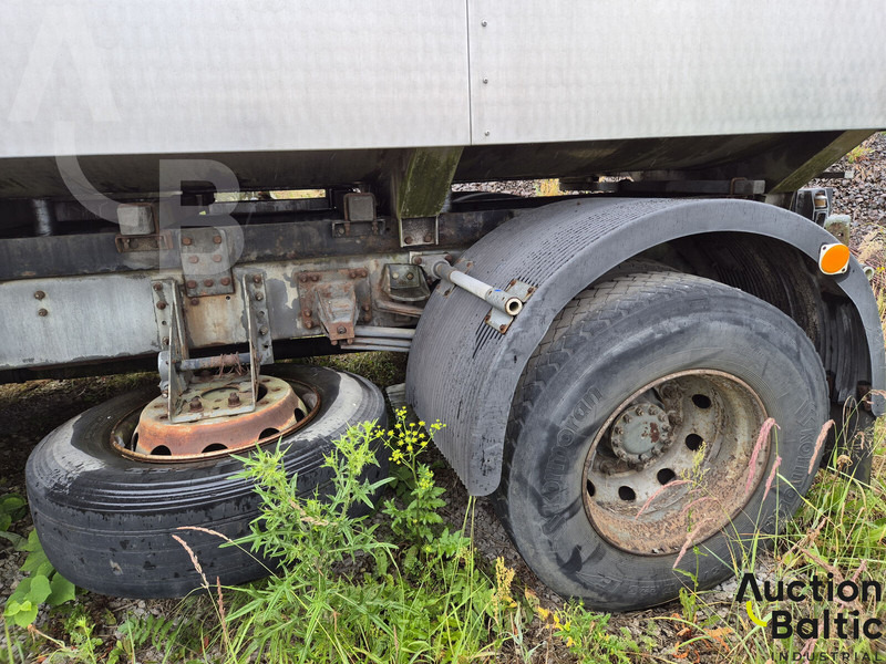 Camion citerne Volvo FL6: photos 8