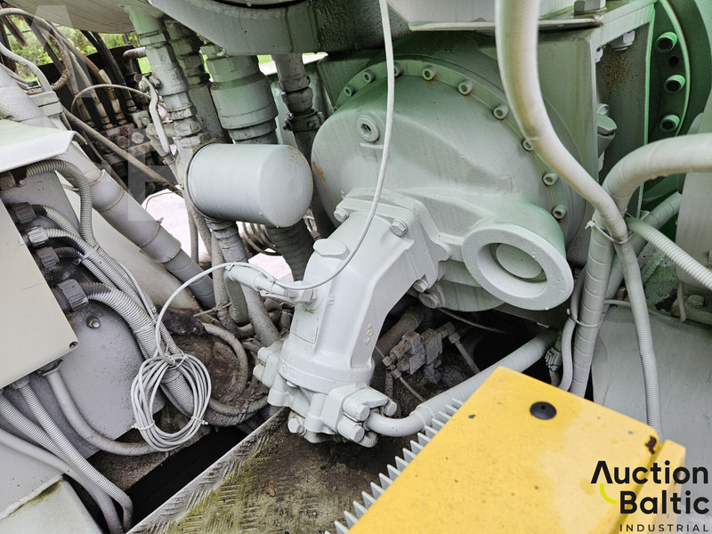 Pompe à béton stationnaire Volvo FM 9: photos 15