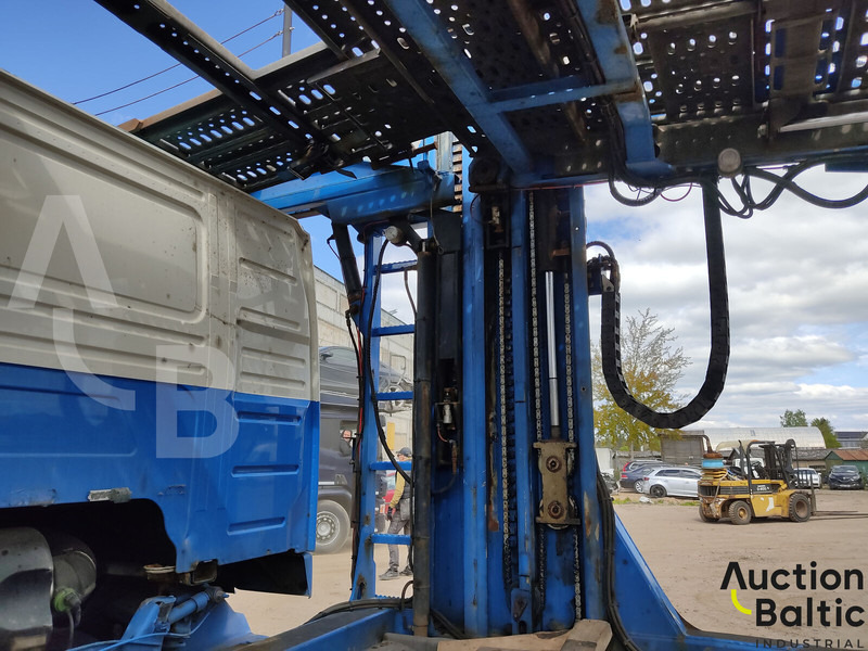 Camion porte-voitures Volvo FM: photos 12