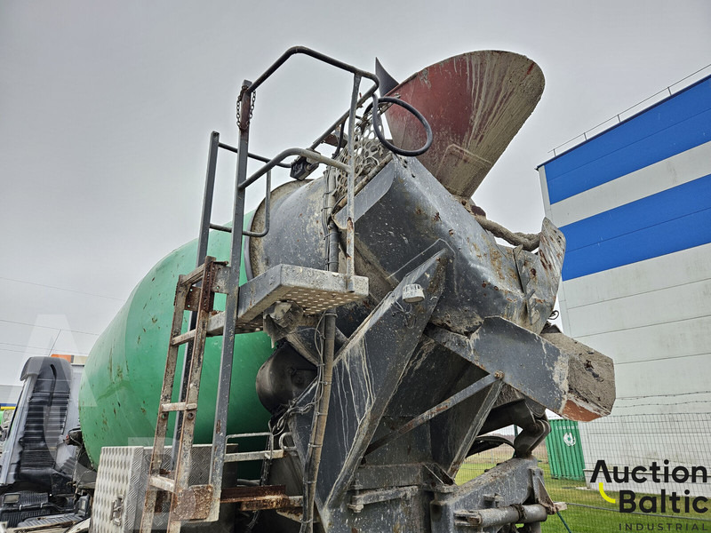 Volvo FM12 - Camion malaxeur: photos 5 Volvo FM12 - Camion malaxeur: photos 5