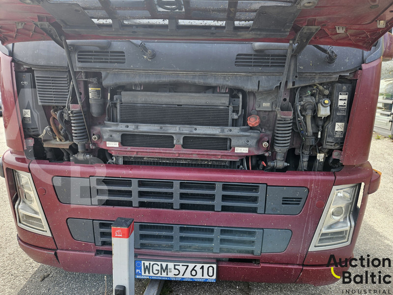 Camion porte-voitures Volvo FM440: photos 13