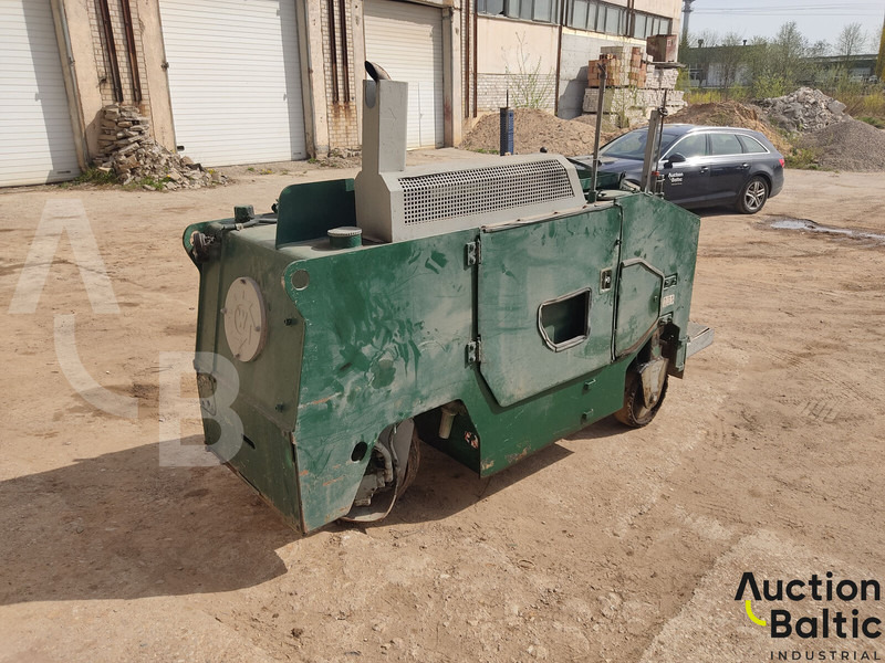 Wirtgen W350 - Travaux routiers: photos 2 Wirtgen W350 - Travaux routiers: photos 2