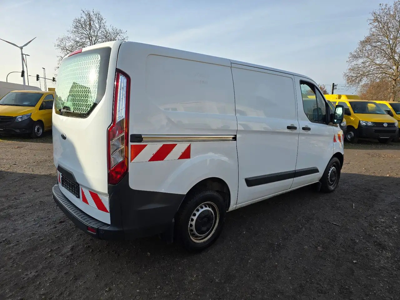 Ford Transit Custom/Werkstattfahrzeug - Fourgon utilitaire: photos 4 Ford Transit Custom/Werkstattfahrzeug - Fourgon utilitaire: photos 4