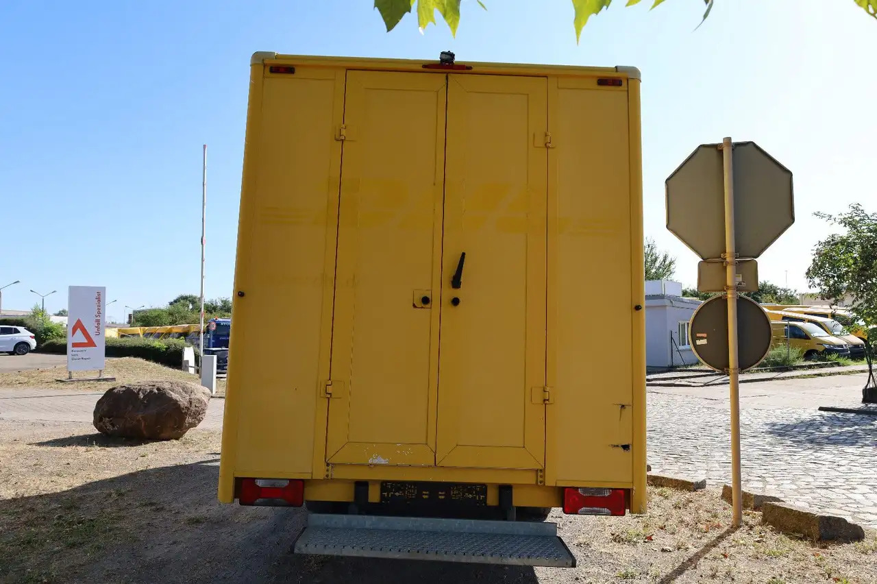 Iveco IS35SI2AA Daily/ Regalsystem/Luftfeder/1. Hand/ - Fourgon grand volume: photos 5 Iveco IS35SI2AA Daily/ Regalsystem/Luftfeder/1. Hand/ - Fourgon grand volume: photos 5