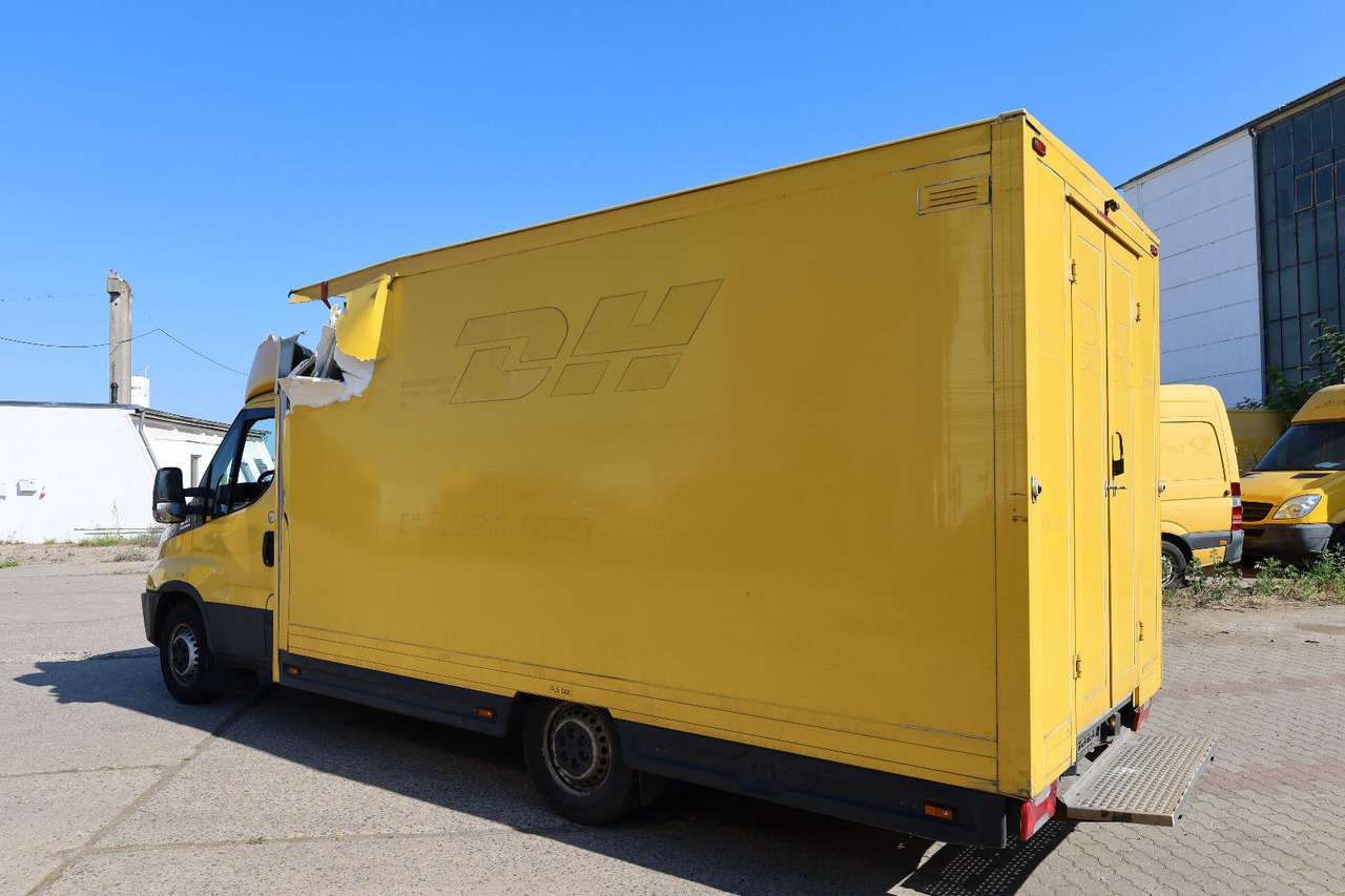 Iveco IS35SI2AA Daily/ Regalsystem/Luftfeder - Fourgon grand volume: photos 3 Iveco IS35SI2AA Daily/ Regalsystem/Luftfeder - Fourgon grand volume: photos 3