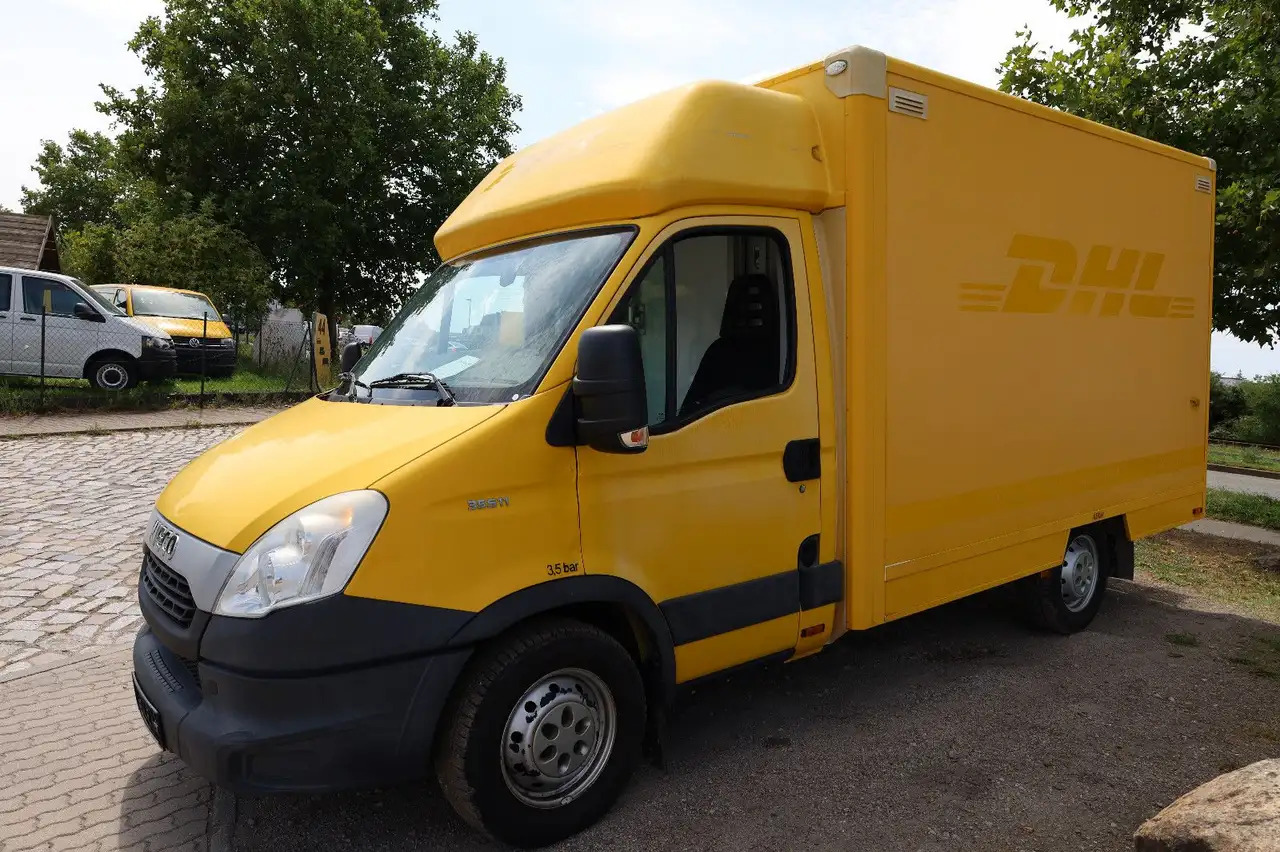 Iveco Iveco Daily/ Regalsystem/Luftfeder/KURZ/1. Hand - Fourgon grand volume: photos 2 Iveco Iveco Daily/ Regalsystem/Luftfeder/KURZ/1. Hand - Fourgon grand volume: photos 2