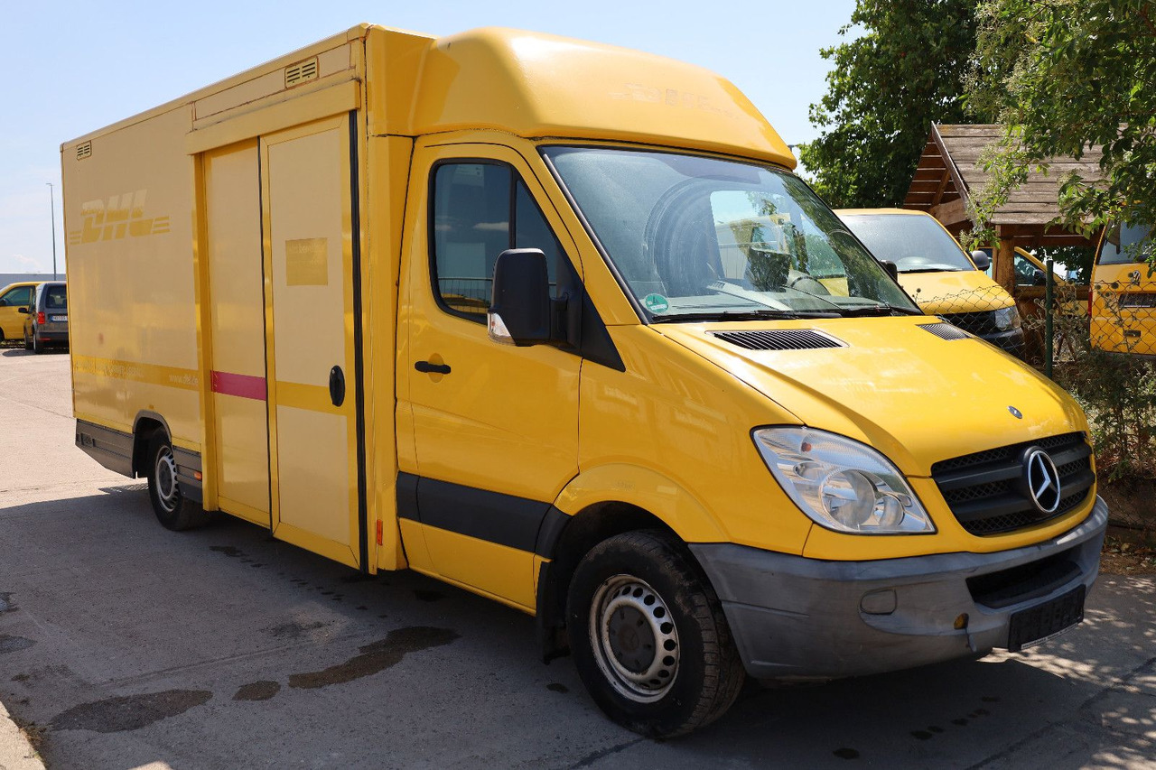 Mercedes-Benz Sprinter II Pritsche/ Koffer/Regalsystem - Fourgon grand volume: photos 1 Mercedes-Benz Sprinter II Pritsche/ Koffer/Regalsystem - Fourgon grand volume: photos 1