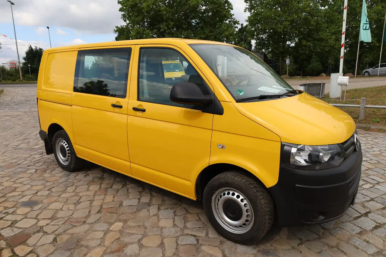 Volkswagen T5 Transporter Kasten-Kombi 2.0 TDI/EU5/5-Sitze - Voiture: photos 4 Volkswagen T5 Transporter Kasten-Kombi 2.0 TDI/EU5/5-Sitze - Voiture: photos 4