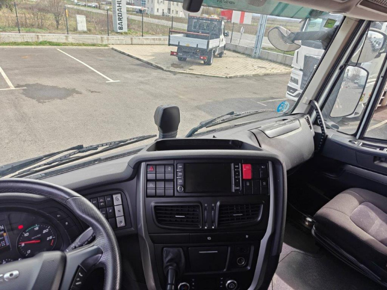 Tracteur routier IVECO Stralis AS440S46T/PLNG Intarder Klima Luftfeder ZV: photos 13 Tracteur routier IVECO Stralis AS440S46T/PLNG Intarder Klima Luftfeder ZV: photos 13