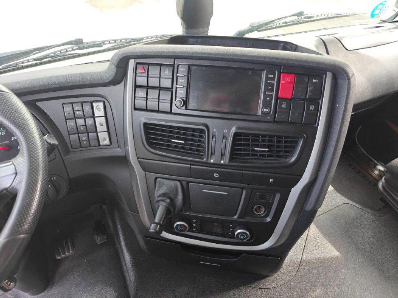 Tracteur routier IVECO Stralis AS440S46T/PLNG Intarder Klima Luftfeder ZV: photos 8 Tracteur routier IVECO Stralis AS440S46T/PLNG Intarder Klima Luftfeder ZV: photos 8