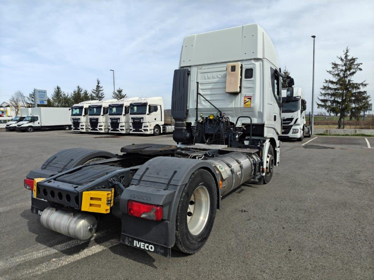 Tracteur routier IVECO Stralis AS440S46T/PLNG Intarder Klima Luftfeder ZV: photos 20 Tracteur routier IVECO Stralis AS440S46T/PLNG Intarder Klima Luftfeder ZV: photos 20