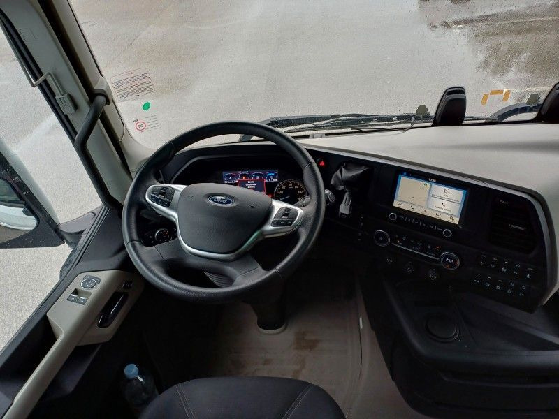 Tracteur routier Ford F-MAX 500: photos 10