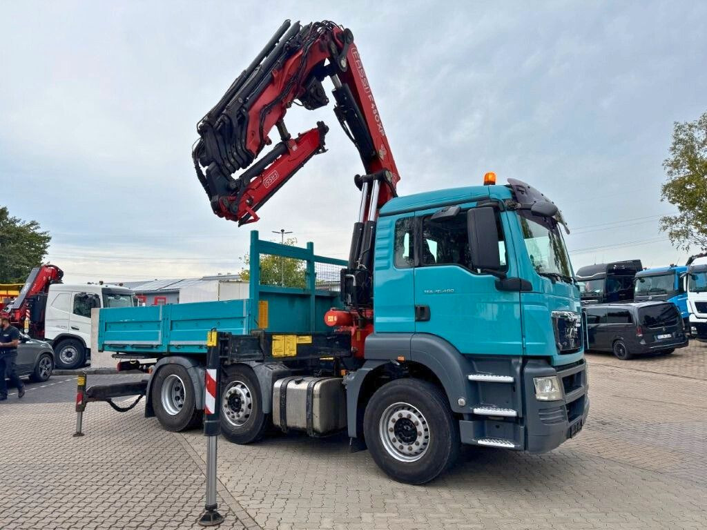 MAN TGS 26.400 6x2 Pritsche mit Fassi F450 Frontkran - Camion, Camion grue: photos 5 MAN TGS 26.400 6x2 Pritsche mit Fassi F450 Frontkran - Camion, Camion grue: photos 5