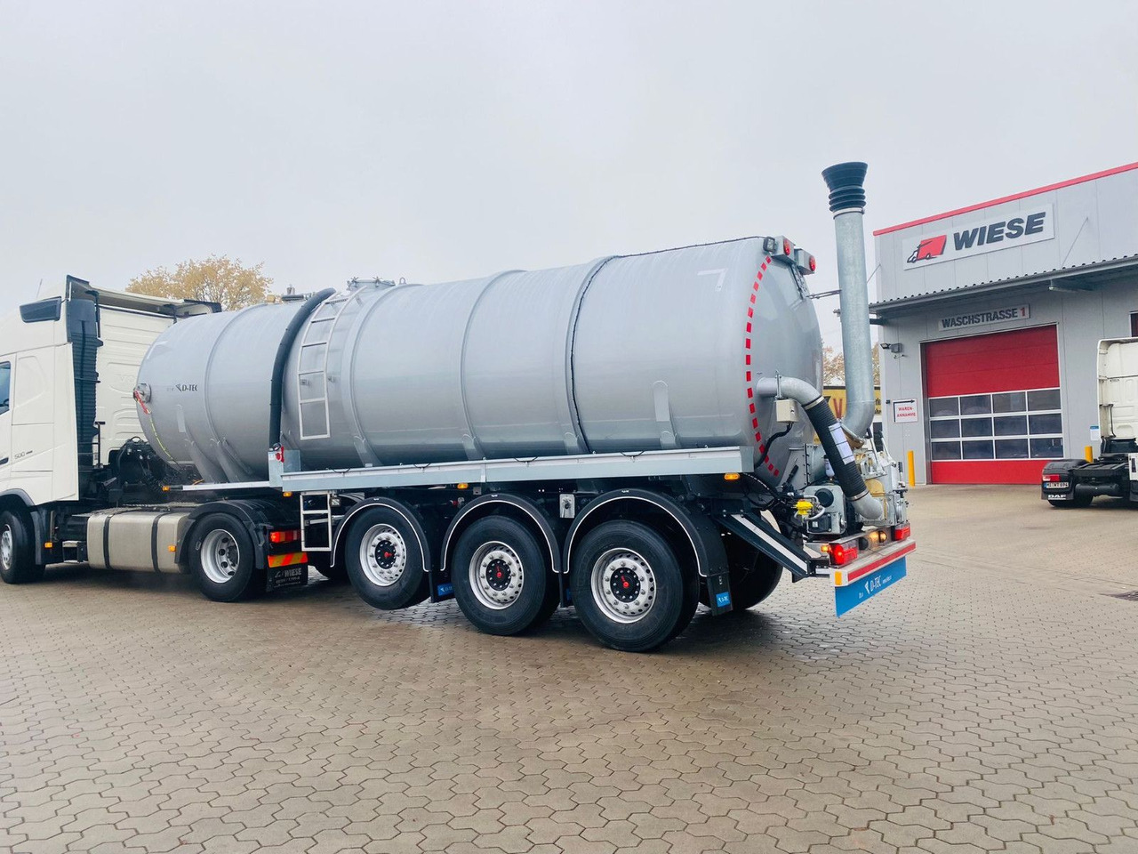 D-TEC Gülletanker SV 2011 "SV2006 BASIC" - Semi-remorque citerne: photos 2 D-TEC Gülletanker SV 2011 "SV2006 BASIC" - Semi-remorque citerne: photos 2