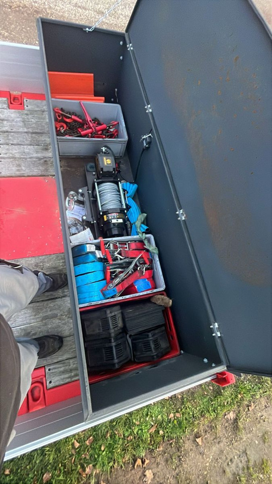 Kässbohrer KSLA RJ Mega Jumbo Tieflader tele Wie Neu - Semi-remorque surbaissé: photos 2 Kässbohrer KSLA RJ Mega Jumbo Tieflader tele Wie Neu - Semi-remorque surbaissé: photos 2