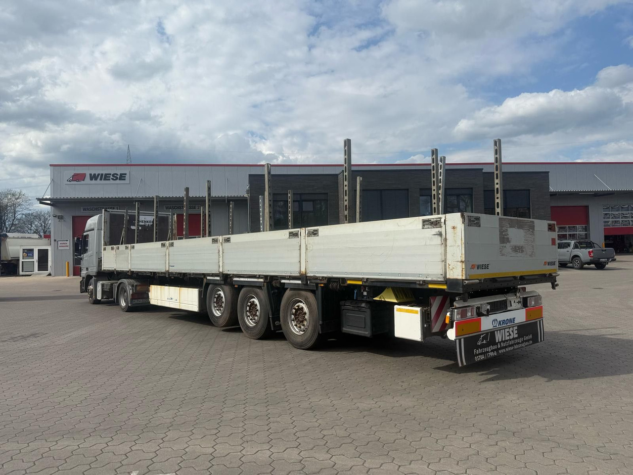 Semi-remorque plateau Krone Stahlmattenauflieger mit Bordwände - TÜV Neu