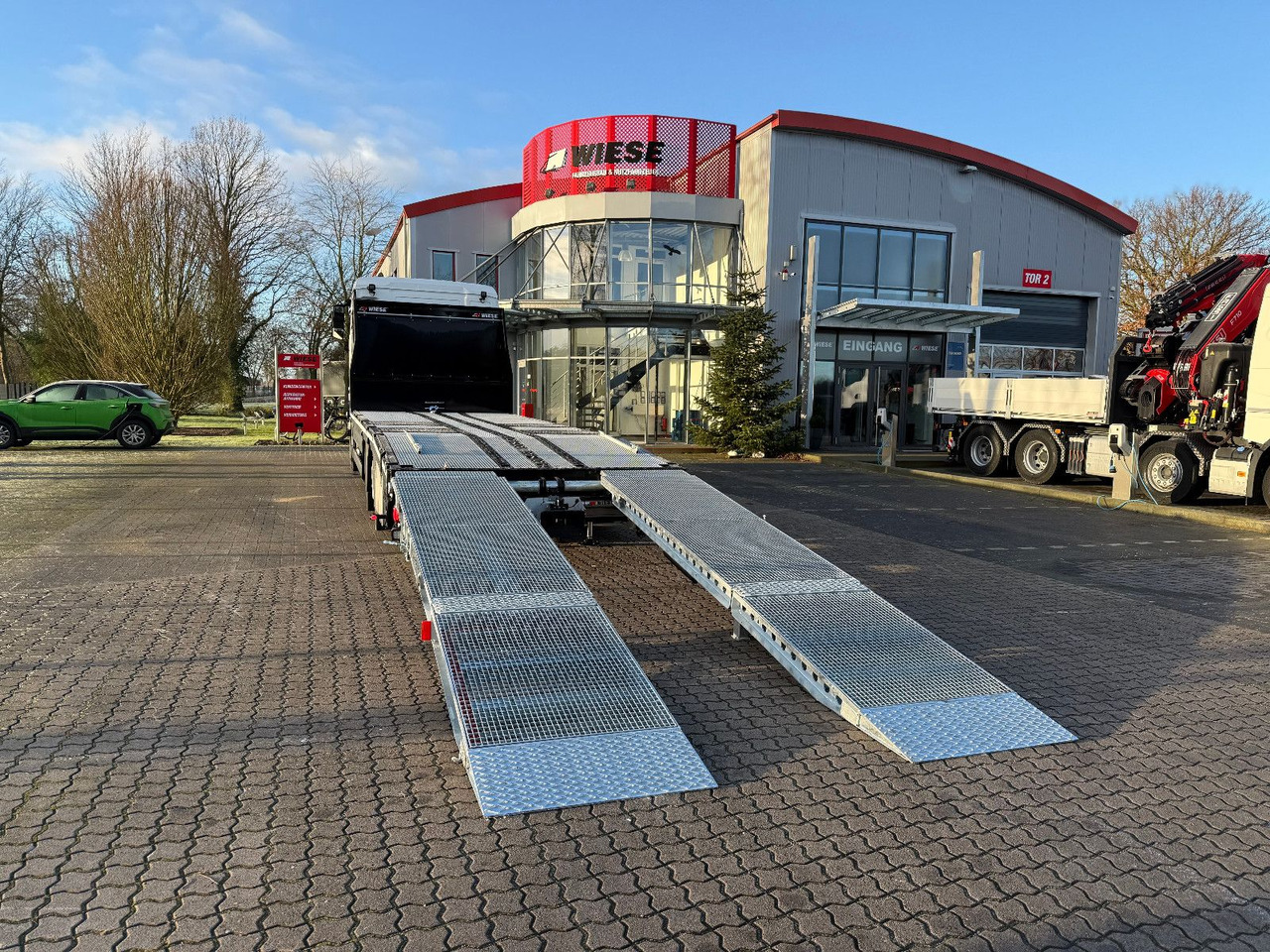 MAN Baumaschinen-  Arbeitsbühnentransporter Rampen - Camion porte-voitures: photos 4 MAN Baumaschinen-  Arbeitsbühnentransporter Rampen - Camion porte-voitures: photos 4