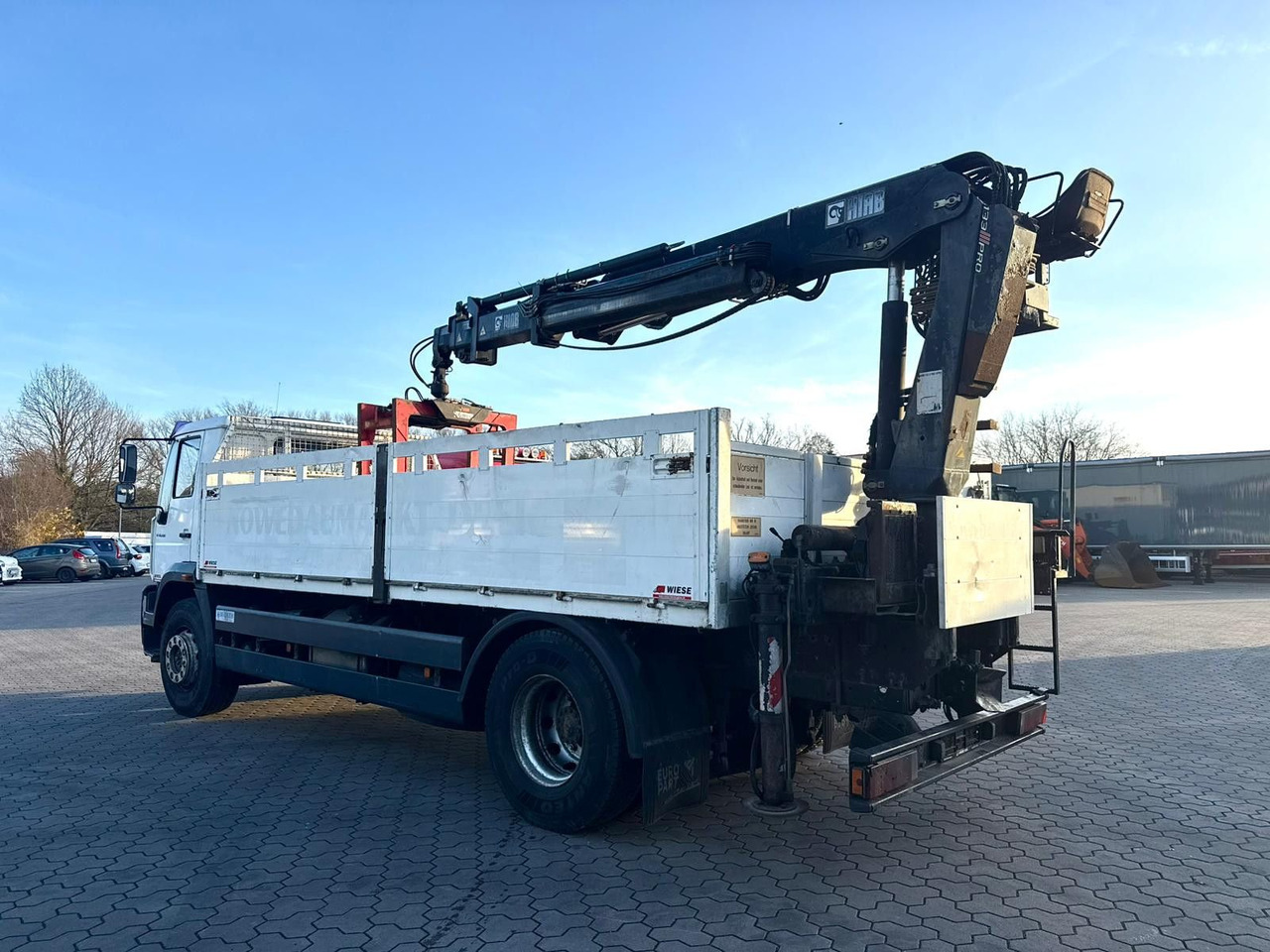 MAN LE 18.280 Pritsche mit HIAB 133 K PRO/HIPRO Kran - Camion grue: photos 3 MAN LE 18.280 Pritsche mit HIAB 133 K PRO/HIPRO Kran - Camion grue: photos 3