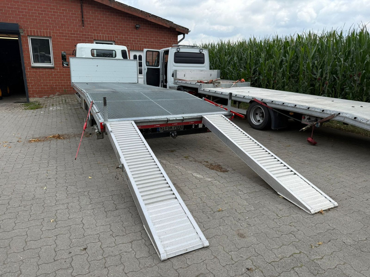 Mitsubishi Fuso Canter 7C18 Arbeitsbühnentransporter - Camion porte-voitures: photos 3 Mitsubishi Fuso Canter 7C18 Arbeitsbühnentransporter - Camion porte-voitures: photos 3