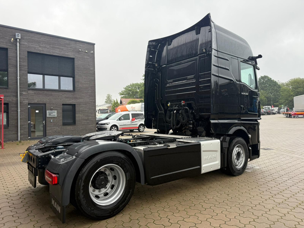 MAN TGX 18.480 GX 4x2 BLOptiView Sofort Verfügbar - Tracteur routier: photos 4 MAN TGX 18.480 GX 4x2 BLOptiView Sofort Verfügbar - Tracteur routier: photos 4