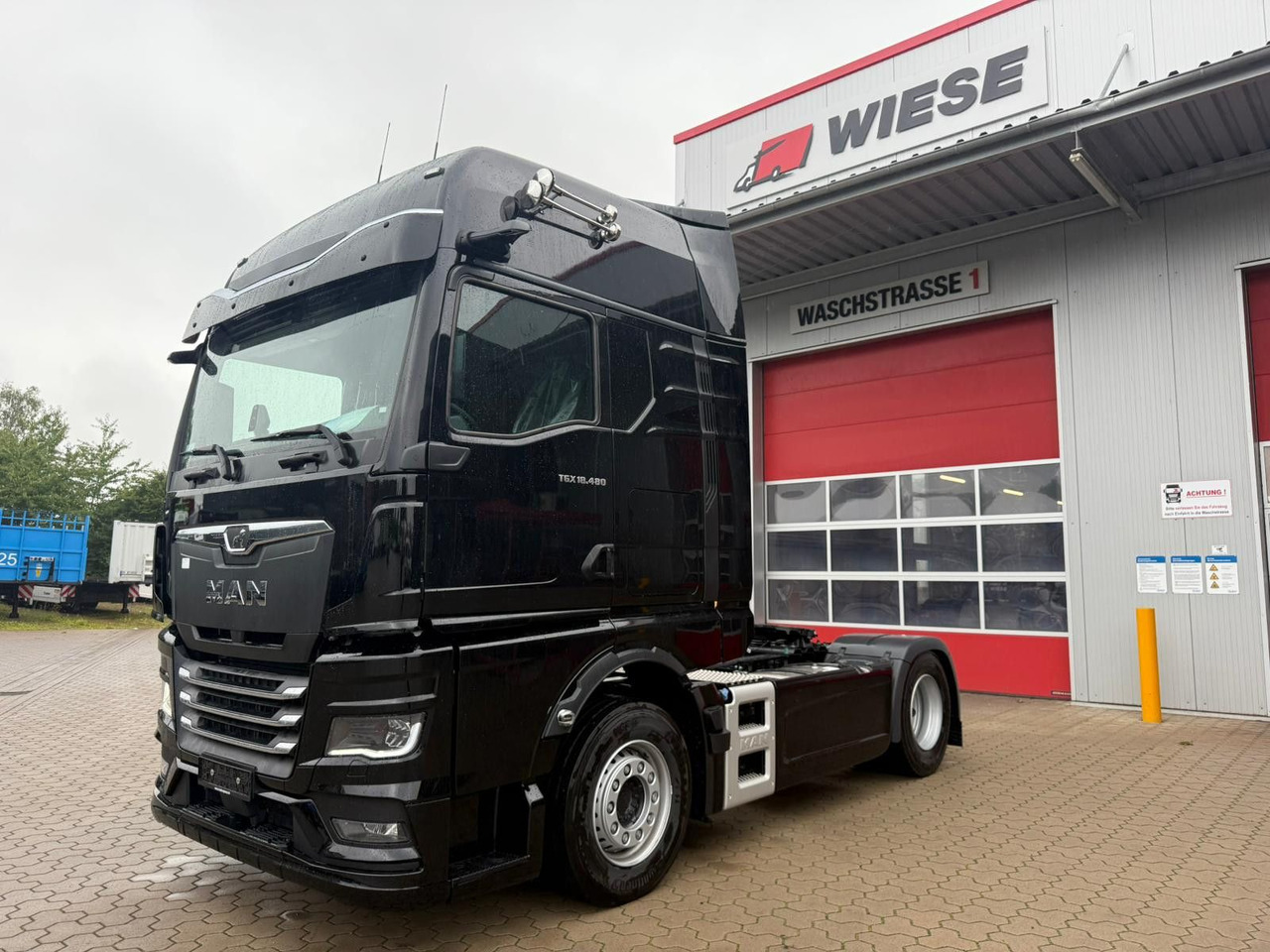 MAN TGX 18.480 GX 4x2 BLOptiView Sofort Verfügbar - Tracteur routier: photos 1 MAN TGX 18.480 GX 4x2 BLOptiView Sofort Verfügbar - Tracteur routier: photos 1