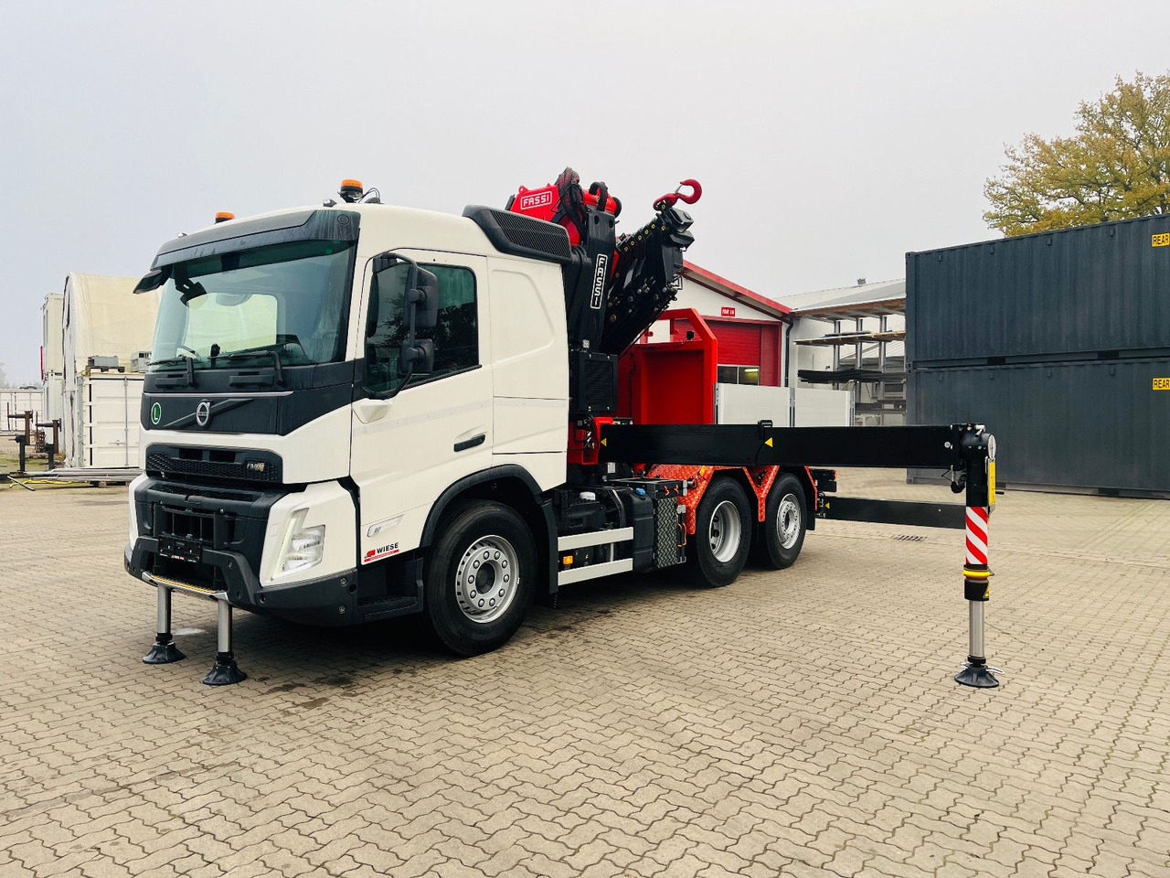 Volvo FMX 540 6x2 mit Kran Fassi F545.2.28 - Tracteur routier: photos 1 Volvo FMX 540 6x2 mit Kran Fassi F545.2.28 - Tracteur routier: photos 1