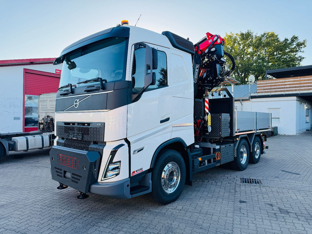 Volvo FH500 6x2 mit Fassi F545 2.27 JIB Winde sofort - Camion grue: photos 1 Volvo FH500 6x2 mit Fassi F545 2.27 JIB Winde sofort - Camion grue: photos 1