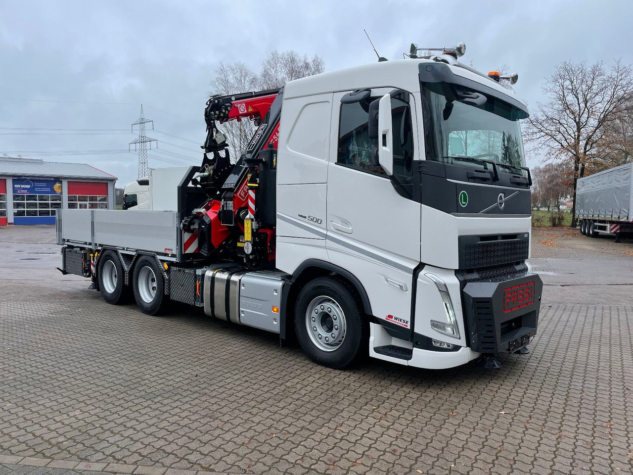 Volvo FH500 6x4 Fassi F545RA 2.27 mit Jib und Winde - Camion grue: photos 1 Volvo FH500 6x4 Fassi F545RA 2.27 mit Jib und Winde - Camion grue: photos 1