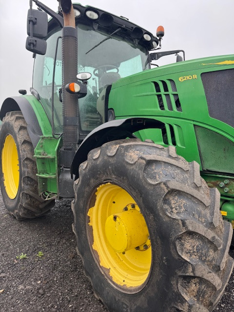 JOHN DEERE 6210R - Tracteur agricole: photos 1 JOHN DEERE 6210R - Tracteur agricole: photos 1