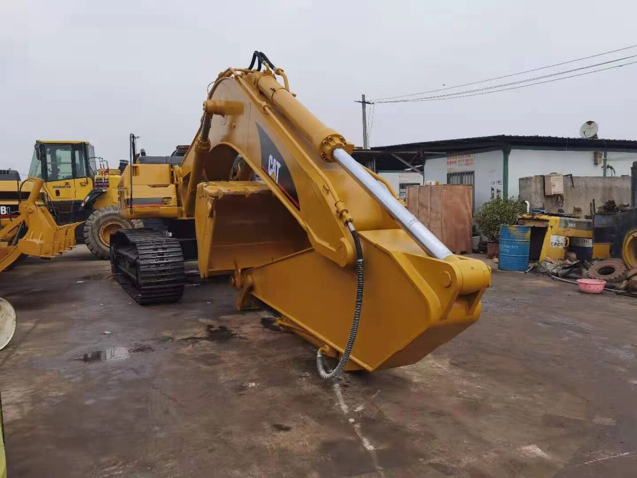 CATERPILLAR 330BL- crawler excavator - Pelle sur chenille: photos 5 CATERPILLAR 330BL- crawler excavator - Pelle sur chenille: photos 5