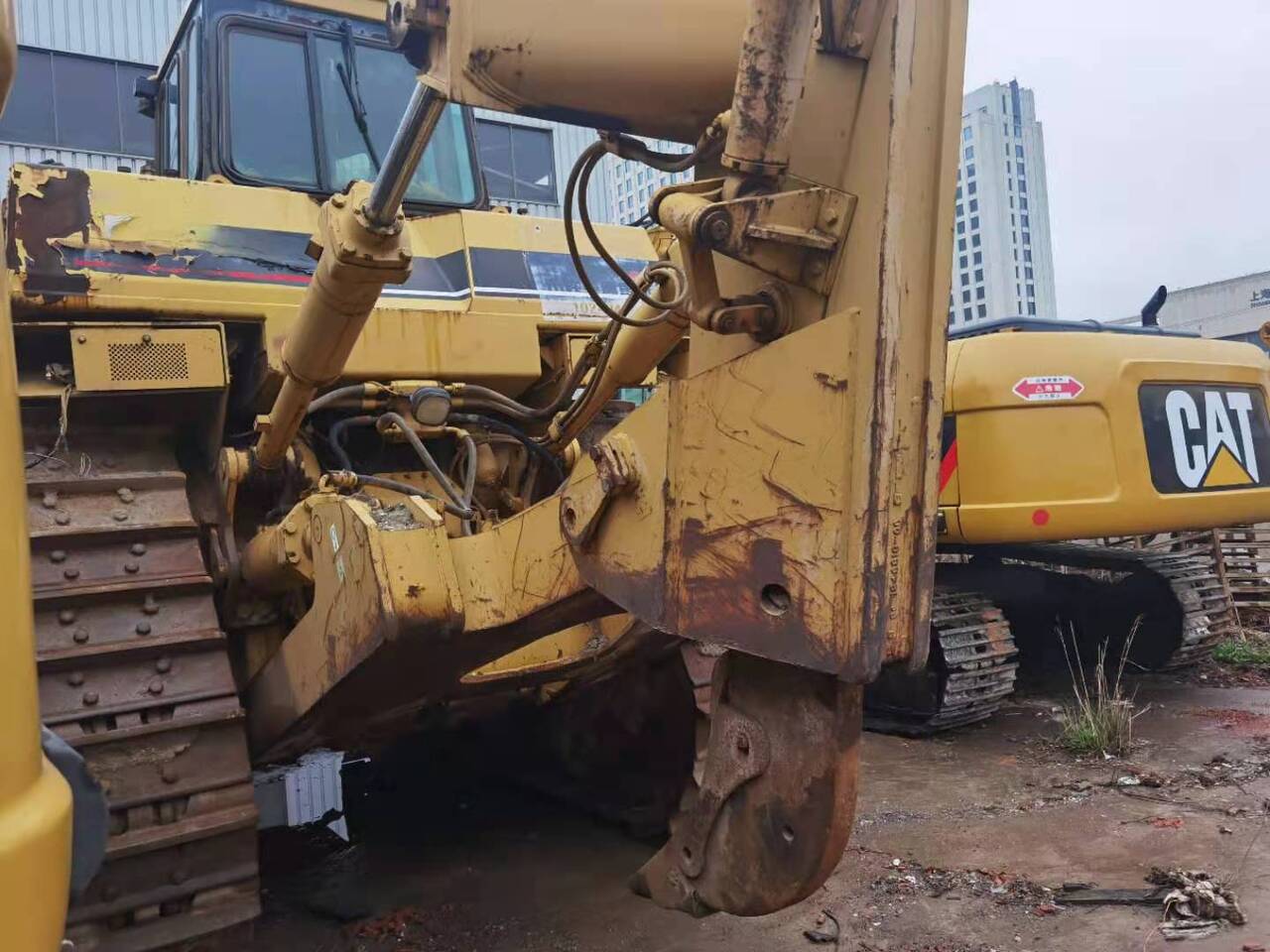 CATERPILLAR D9R - Bulldozer: photos 4 CATERPILLAR D9R - Bulldozer: photos 4