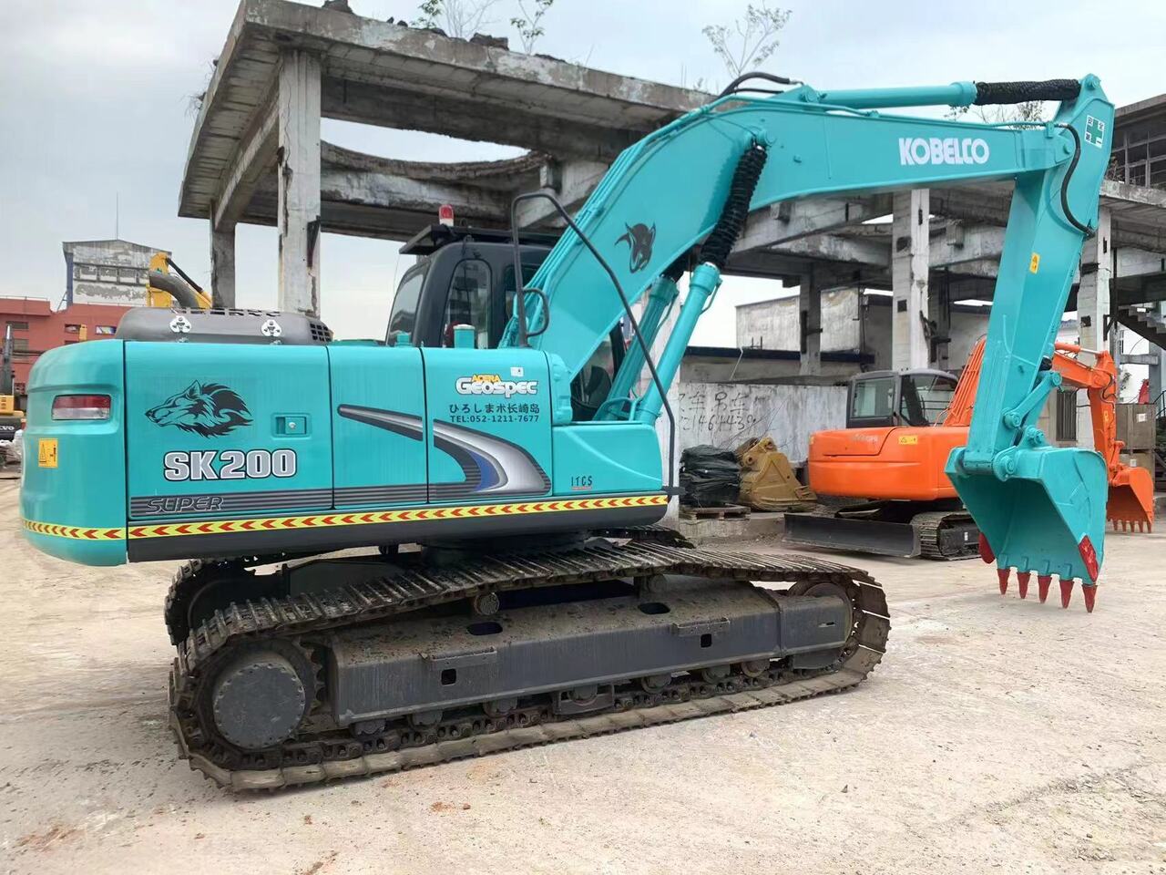 KOBELCO SK200-8-excavator - Pelle sur chenille: photos 2 KOBELCO SK200-8-excavator - Pelle sur chenille: photos 2