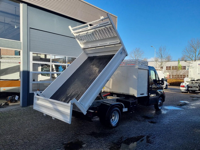 Iveco Daily 35C18 3.0D Kipper Hi-Matic Euro 6 GVW 3500 kg - Utilitaire benne: photos 2 Iveco Daily 35C18 3.0D Kipper Hi-Matic Euro 6 GVW 3500 kg - Utilitaire benne: photos 2