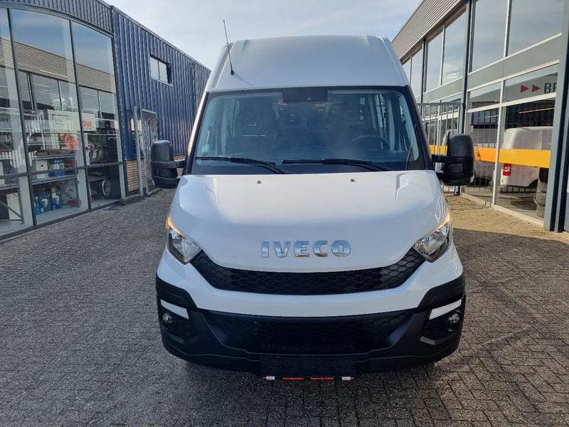 Iveco Daily 50C17/ L4H2 MAXI/ DC / 6 Zitplaatsen/ EURO 6 - Fourgon utilitaire: photos 3 Iveco Daily 50C17/ L4H2 MAXI/ DC / 6 Zitplaatsen/ EURO 6 - Fourgon utilitaire: photos 3