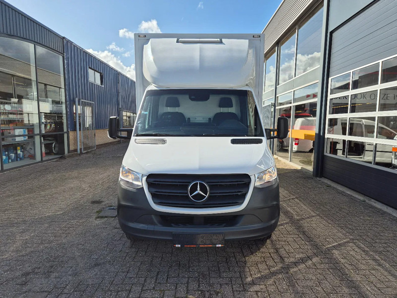 Mercedes-Benz Sprinter 516 CDI BE Clixtar/ Webasto/ 27 KUB/ Nutzlast 3.3T/ 073687 - Fourgon grand volume: photos 4 Mercedes-Benz Sprinter 516 CDI BE Clixtar/ Webasto/ 27 KUB/ Nutzlast 3.3T/ 073687 - Fourgon grand volume: photos 4