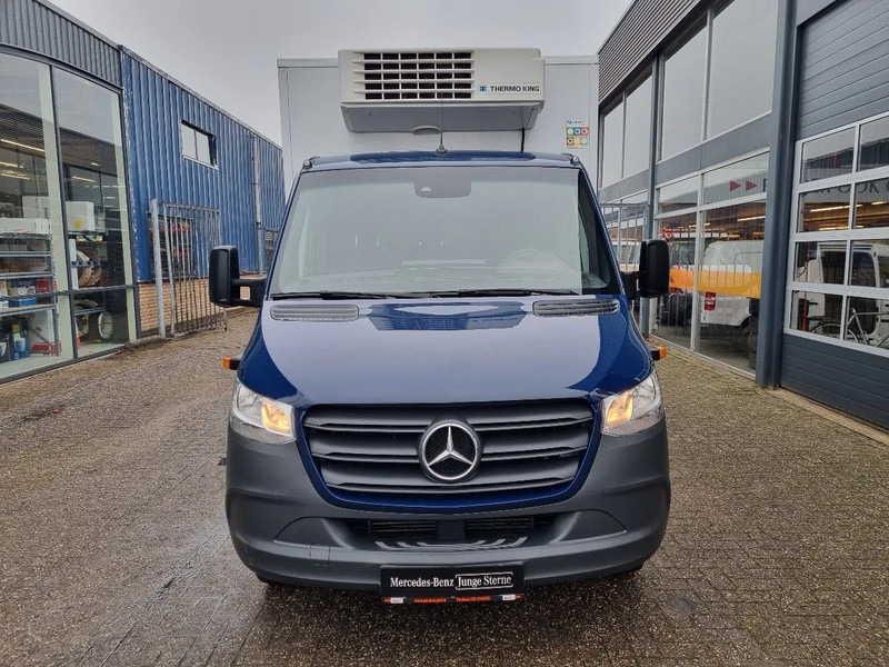 Mercedes-Benz Sprinter 516 CDI Kuhlkoffer -32+22/ TK500 MAX/ LBW/ StBy 380V - Utilitaire frigorifique: photos 3 Mercedes-Benz Sprinter 516 CDI Kuhlkoffer -32+22/ TK500 MAX/ LBW/ StBy 380V - Utilitaire frigorifique: photos 3