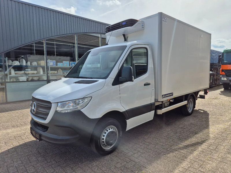 Mercedes-Benz Sprinter 516 CDI/ Kuhlkoffer/ Carrier Xarios 300/ -20/ +20/ Standby 230V - Utilitaire frigorifique: photos 5 Mercedes-Benz Sprinter 516 CDI/ Kuhlkoffer/ Carrier Xarios 300/ -20/ +20/ Standby 230V - Utilitaire frigorifique: photos 5