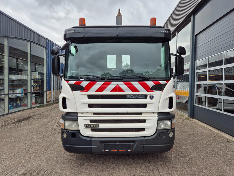 Scania P360 6X2 Containersysteem/ 21T Multilift/ Adjustable Hook - Camion ampliroll: photos 3 Scania P360 6X2 Containersysteem/ 21T Multilift/ Adjustable Hook - Camion ampliroll: photos 3